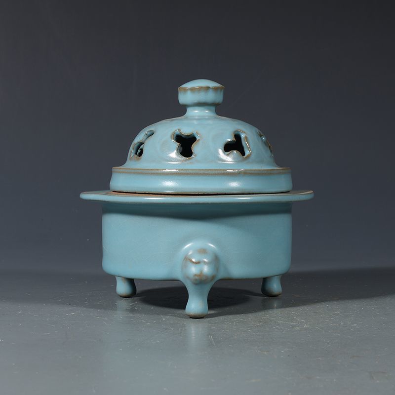 Antiga Coleção de Porcelana So - Vintage Collectible Bottles avaliação e preço